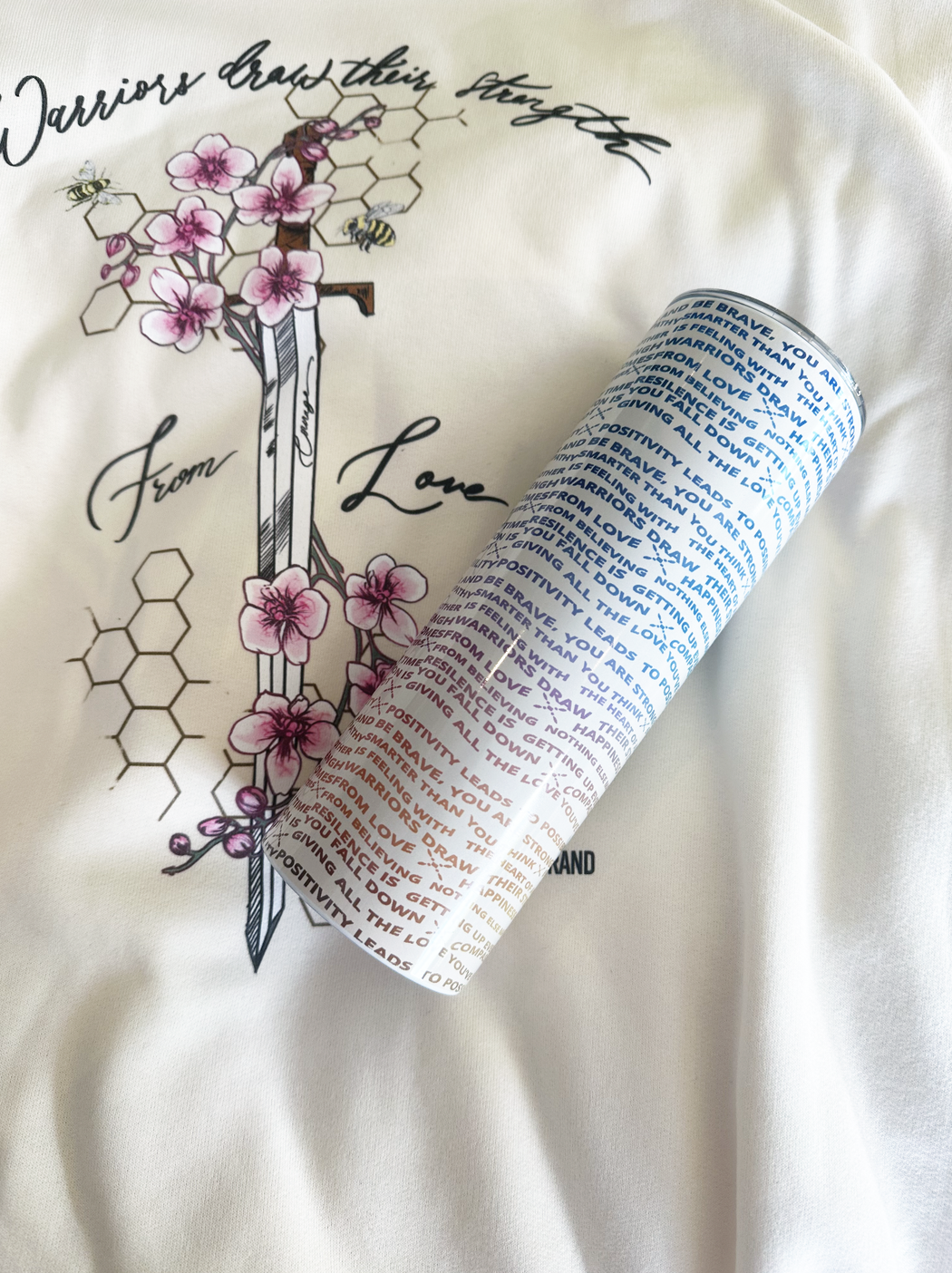 Insulated 20oz Tumbler in Rainbow Wave